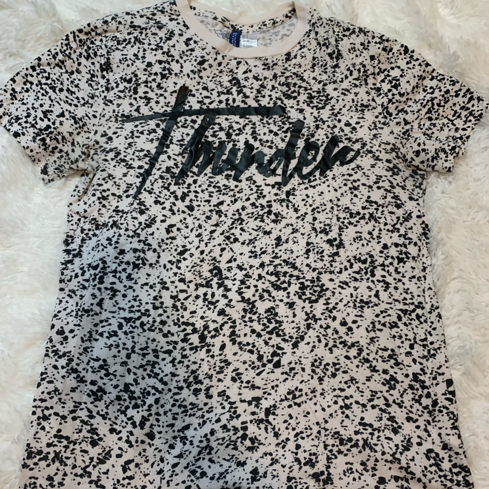 black and white tshirt